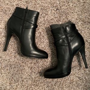Nine West black leather booties